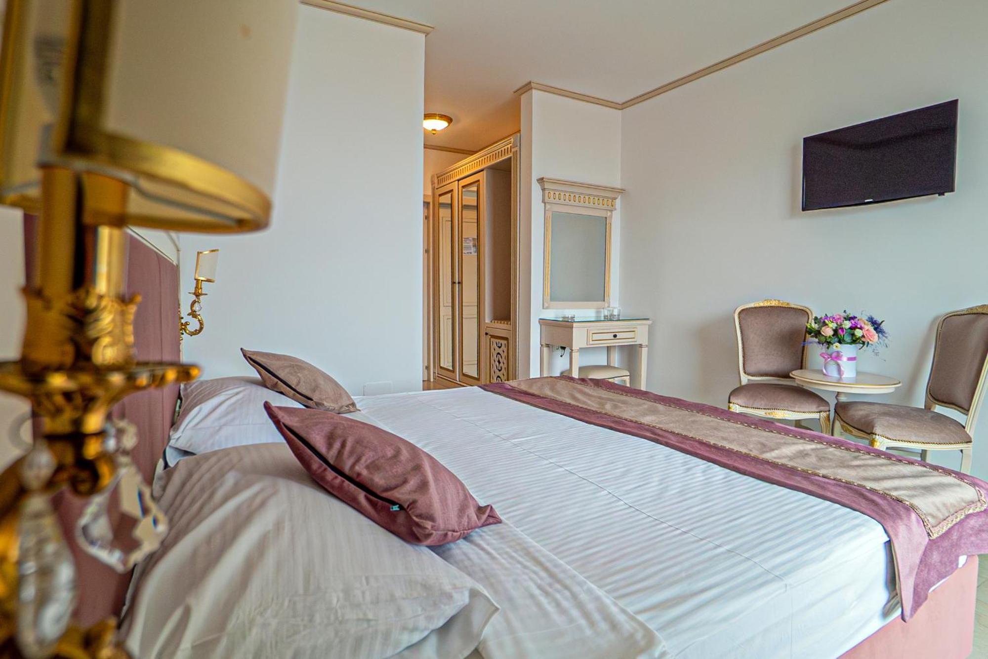 Hotel Sulina International Mamaia Exterior foto
